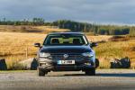 Volkswagen Passat SEL 2019 года (UK)